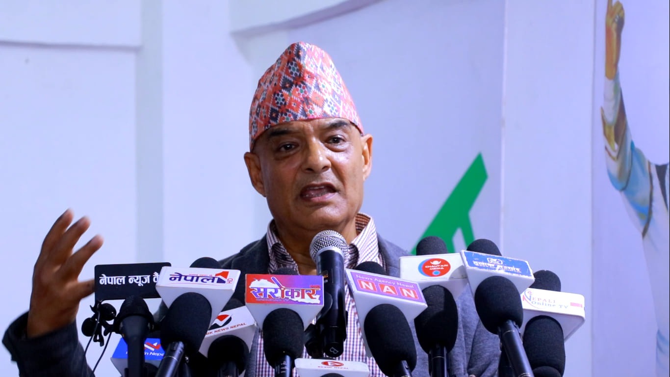 हामीले सक्रिय राजनीति गर्ने राजसंस्था खोजेका होईनौँः डा धवलशमशेर राणा